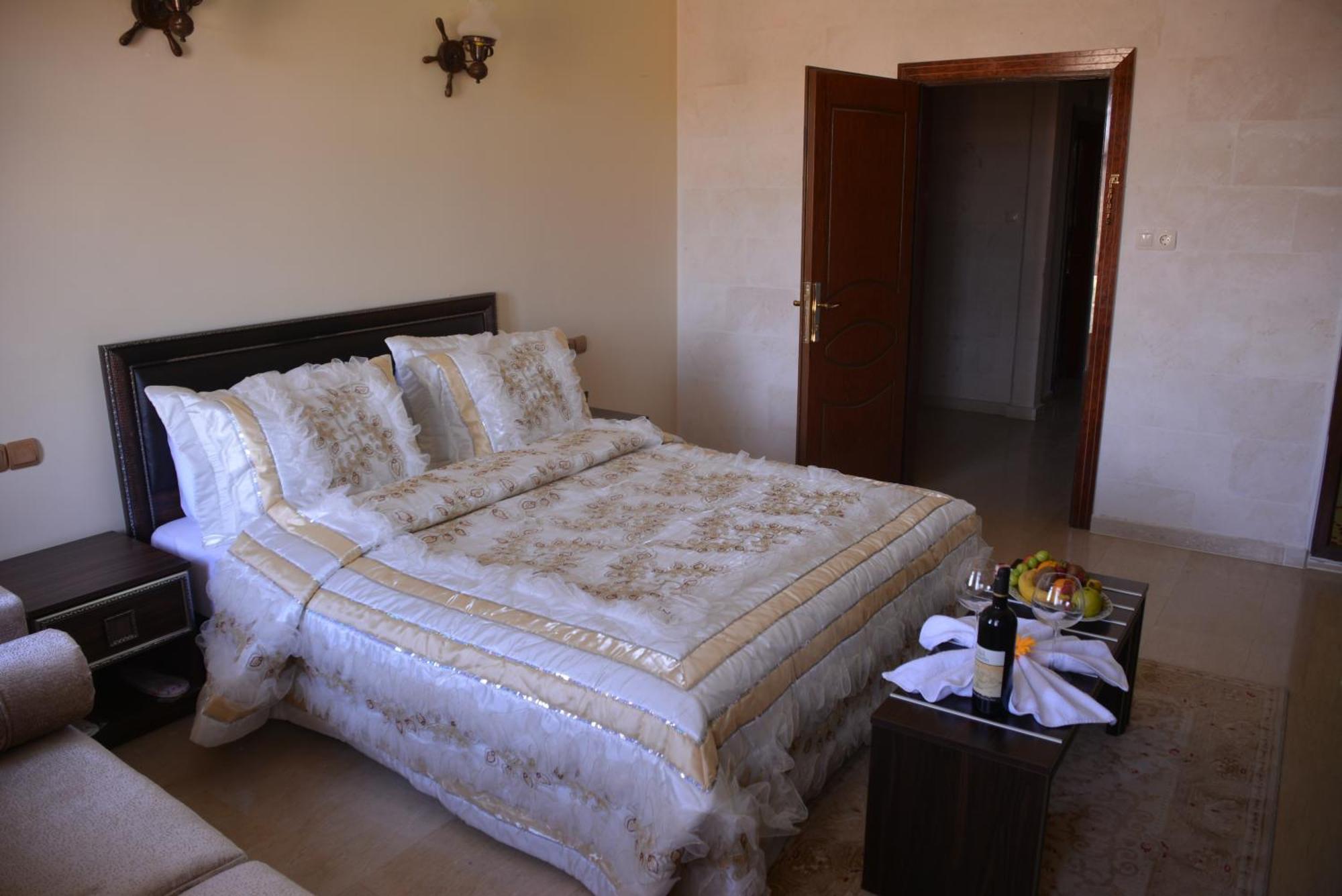 Turabdin Hotel Midyat Zimmer foto